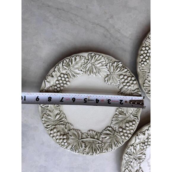 Williams Sonoma Napa Sage Green Grapes Set Of 5 Salad Plates 9" - Picture 6 of 6